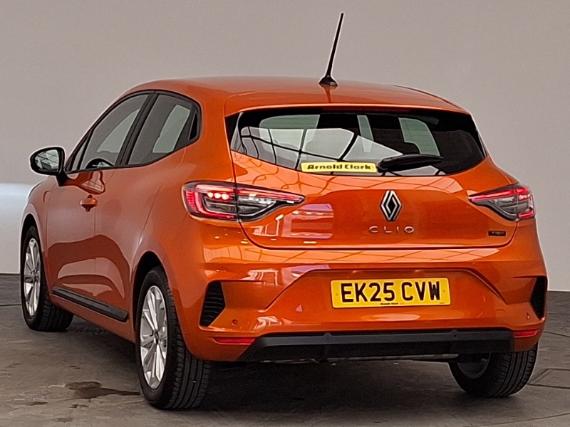 Renault Clio 1.6 E-tech Full Hybrid 145 Evolution EK25CVW Orange #2