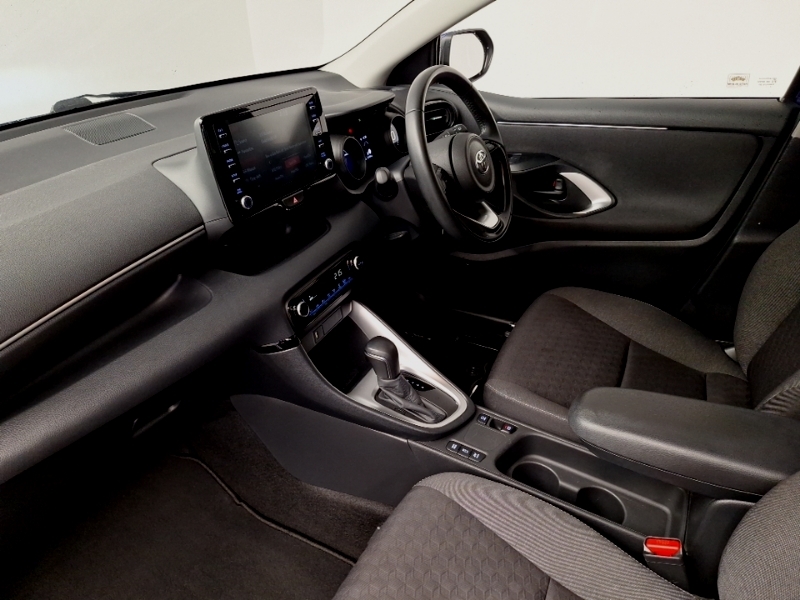 Toyota Yaris 1.5 Hybrid Design Cvt GF72FBG Blue #5