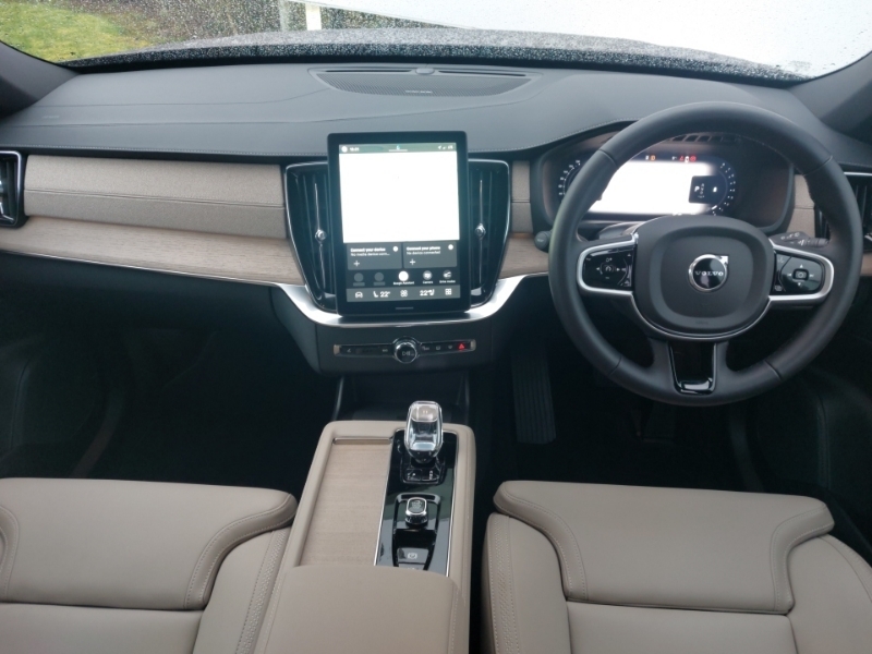 Volvo XC90 2.0 B5p Plus Dark Awd Geartronic SY25VLT Red #3