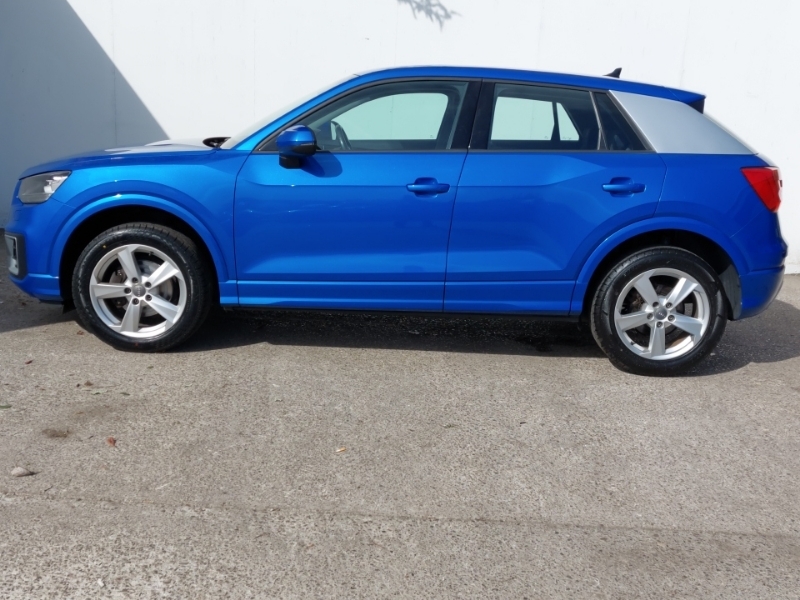 Audi Q2 30 Tdi Sport PF69GCK Blue #4