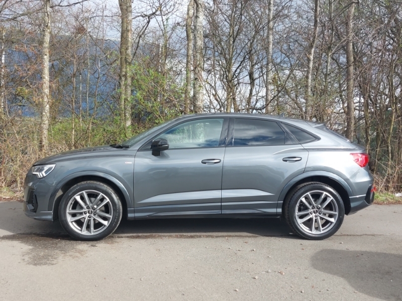 Audi Q3 35 Tfsi Black Edition S Tronic SE23VBU Grey #4