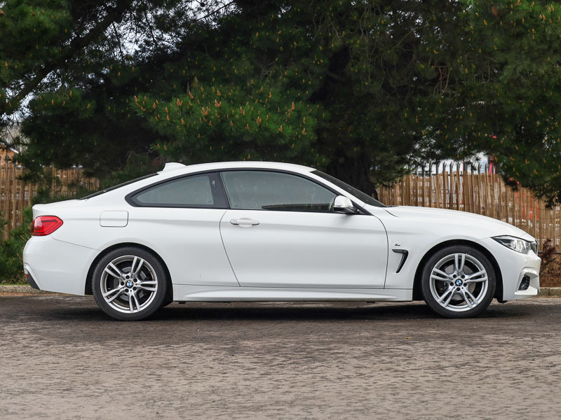 BMW 4 Series 420D 190 M Sport Professional Media White #3