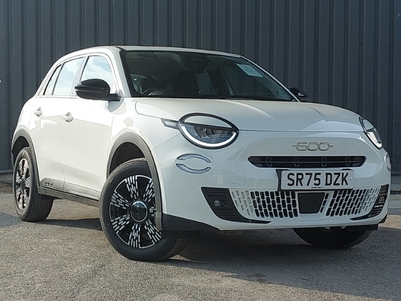 Fiat 600 1.2 Hybrid 48V 136 Edct-6 White