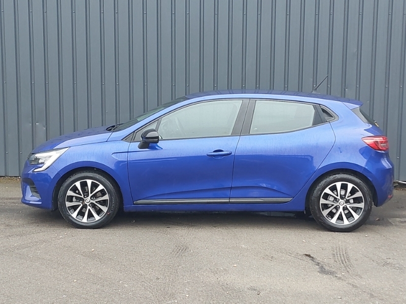 Renault Clio 1.6 E-tech Full Hybrid 145 Evolution SA72FOU Blue #4