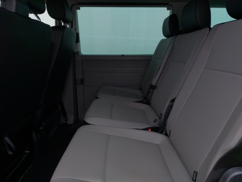 Volkswagen Transporter Shuttle 2.0 Tdi 150Ps Se Minibus SK24UOG Black #6
