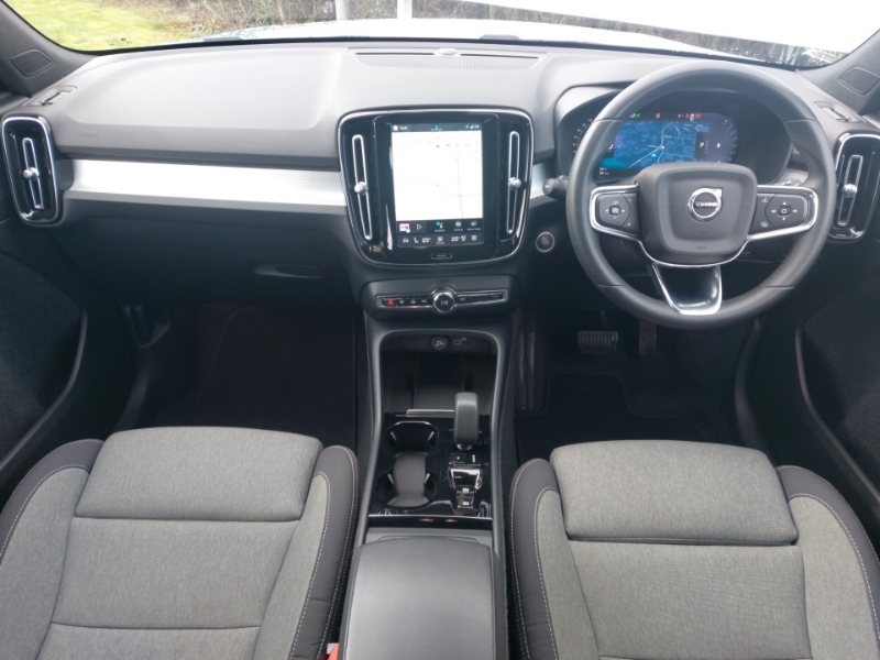Volvo XC40 2.0 B4p Plus Dark Awd SL23OTW Grey #3