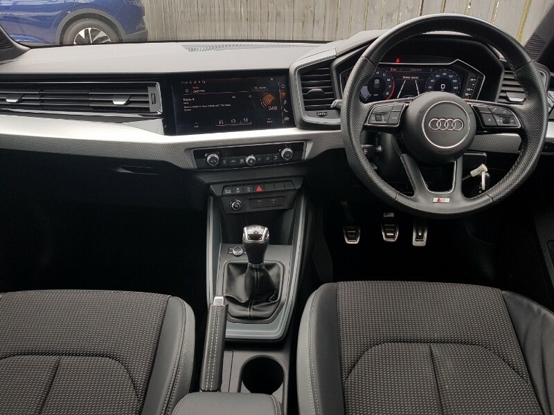 Audi A1 30 Tfsi 110 S Line AV72USD White #3