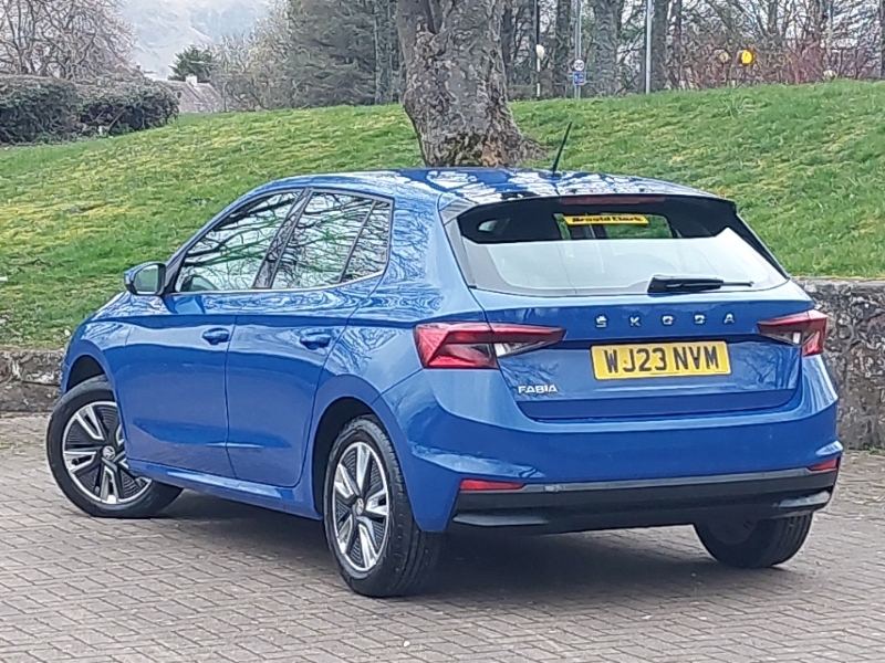 Skoda Fabia 1.0 Tsi 110 Se L WJ23NVM Blue #2
