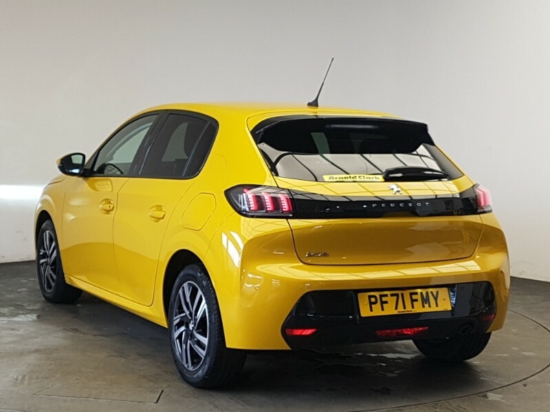 Peugeot 208 1.2 Puretech 100 Allure Premium PF71FMY Yellow #2