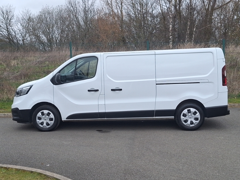 Renault Trafic Ll30 Blue Dci 130 Advance Van SH24BGE White #4
