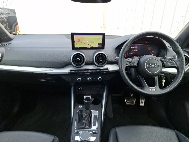 Audi Q2 35 Tfsi S Line S Tronic NL22ZMV Black #3