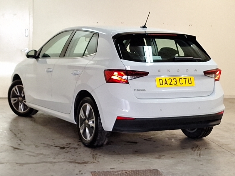 Skoda Fabia 1.0 Tsi 110 Se L DA23CTU White #2