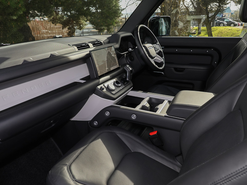 Land Rover Defender 90 3.0 D250 X-dynamic Hse 90 SB74AHJ Black #5