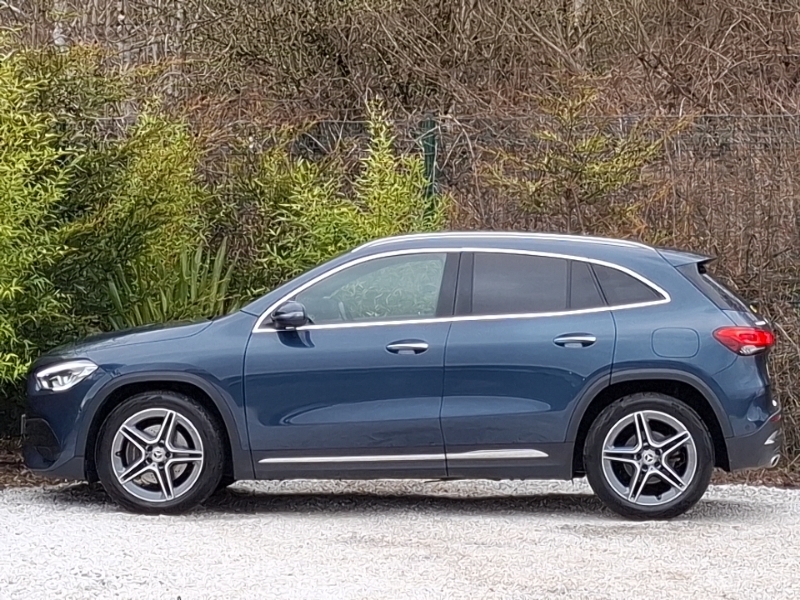 Mercedes-Benz GLA Class Gla 200 Amg Line Premium HV22ZXM Blue #4