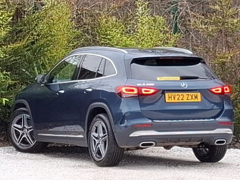 Mercedes-Benz GLA Class Gla 200 Amg Line Premium HV22ZXM Blue #2