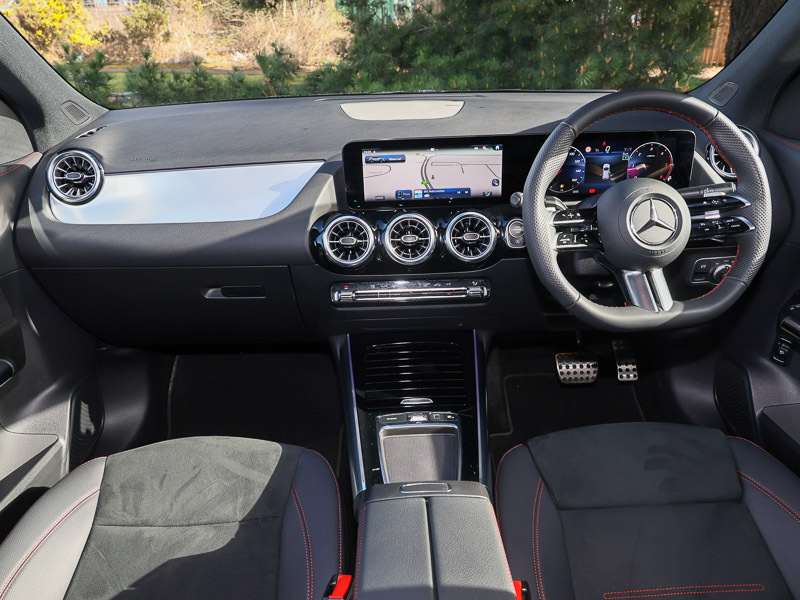 Mercedes-Benz GLA Class Gla 200D Amg Line Executive SP75KHZ Black #3