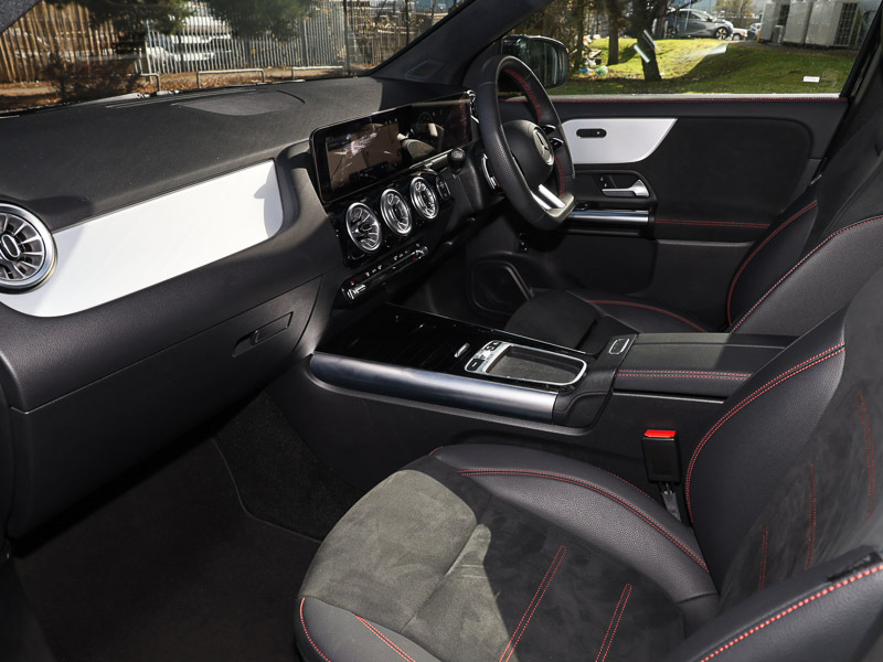 Mercedes-Benz GLA Class Gla 200D Amg Line Executive SP75KJF Black #5