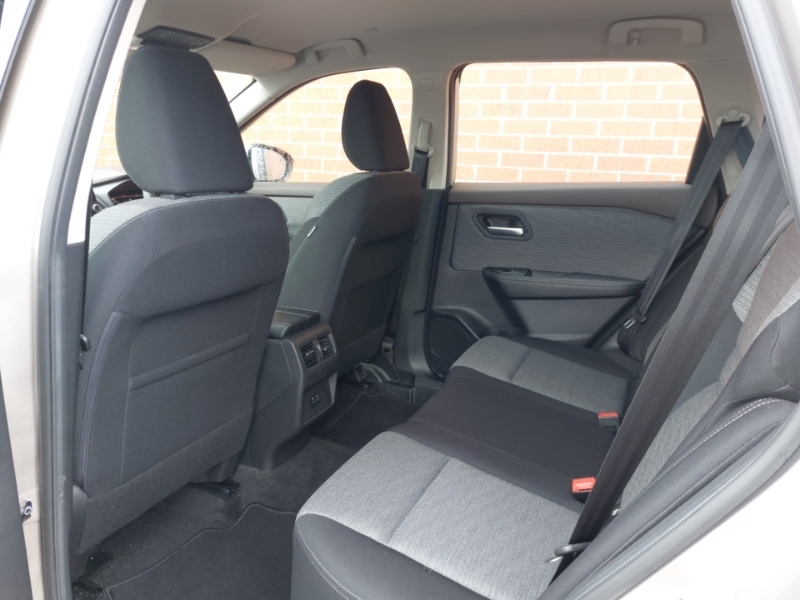 Nissan X-Trail 1.5 Mhev 163 Acenta Premium Xtronic Silver #6
