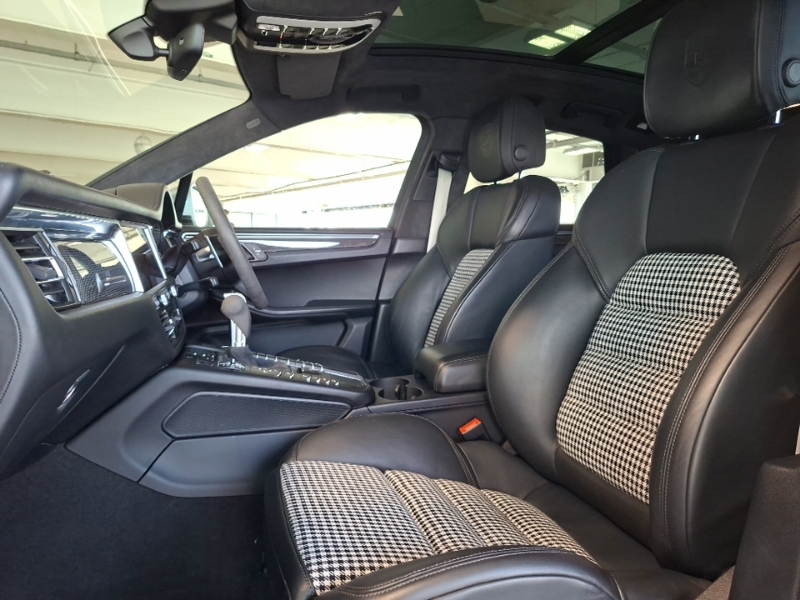 Porsche Macan Turbo Pdk PX69KKJ Silver #5