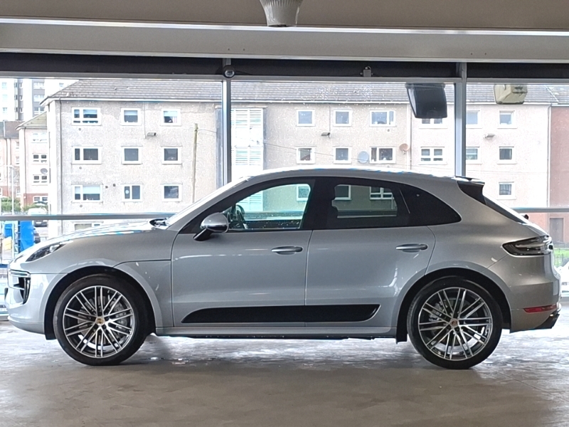 Porsche Macan Turbo Pdk PX69KKJ Silver #4