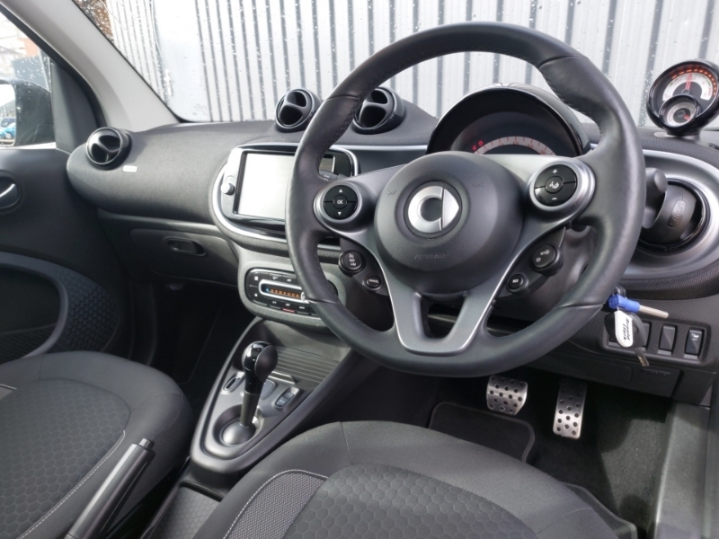 Smart Fortwo Premium Red #7