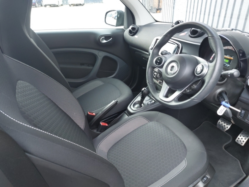 Smart Fortwo Premium Red #3