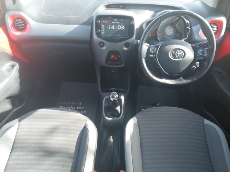 Toyota Aygo 1.0 Vvt-i X-trend FA19VXN Red #3