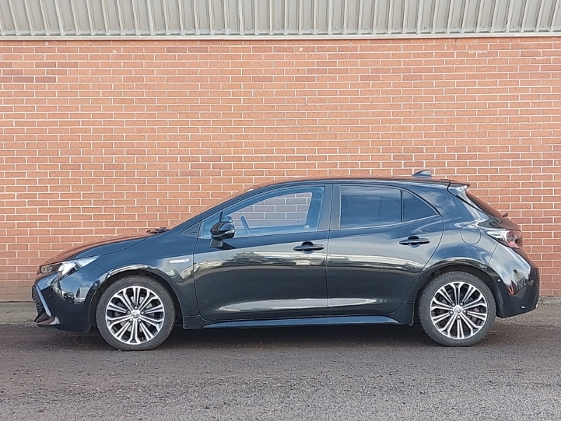 Toyota Corolla 2.0 Vvt-i Hybrid Design Cvt SG70YHR Black #4