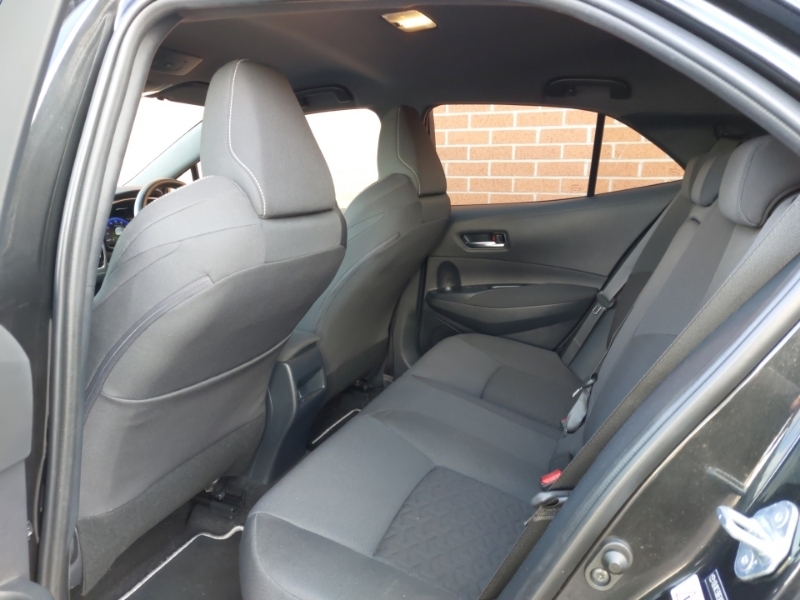 Toyota Corolla 2.0 Vvt-i Hybrid Design Cvt SG70YHR Black #6