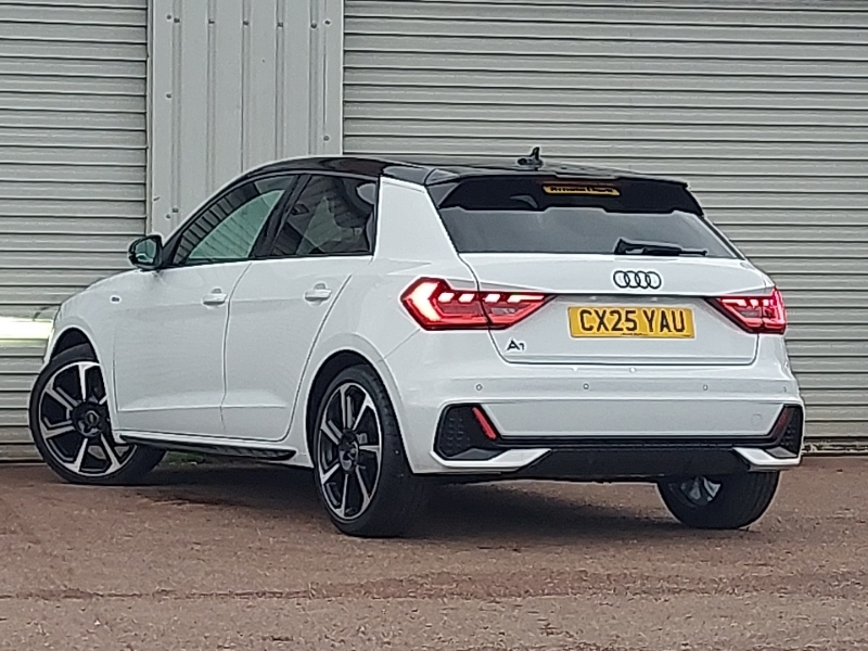 Audi A1 25 Tfsi Black Edition S Tronic CX25YAU White #2