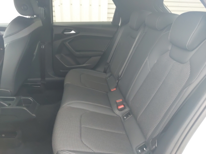 Audi A1 25 Tfsi Black Edition S Tronic CX25YAU White #6