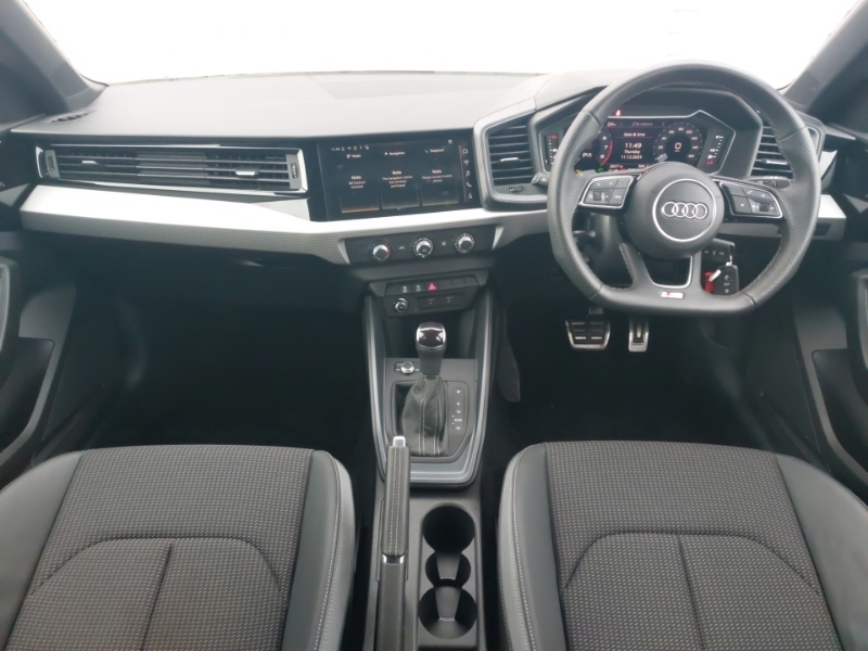 Audi A1 25 Tfsi Black Edition S Tronic CX25YAU White #3