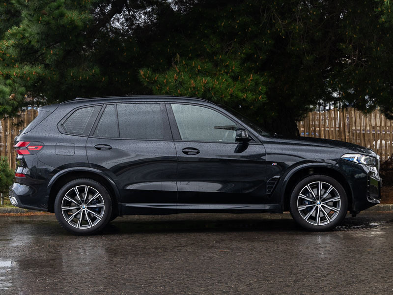 BMW X5 Xdrive30d Mht M Sport YG25KUJ Black #3