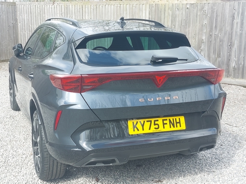 Cupra Formentor 1.5 Etsi 150 V2 Dsg KY75FNH Grey #2