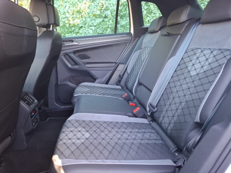 Volkswagen Tiguan 2.0 Tdi R-line Dsg MW72VVK White #6