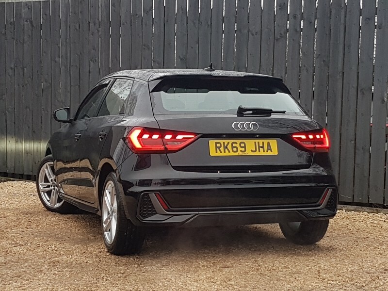 Audi A1 25 Tfsi S Line RK69JHA Black #2