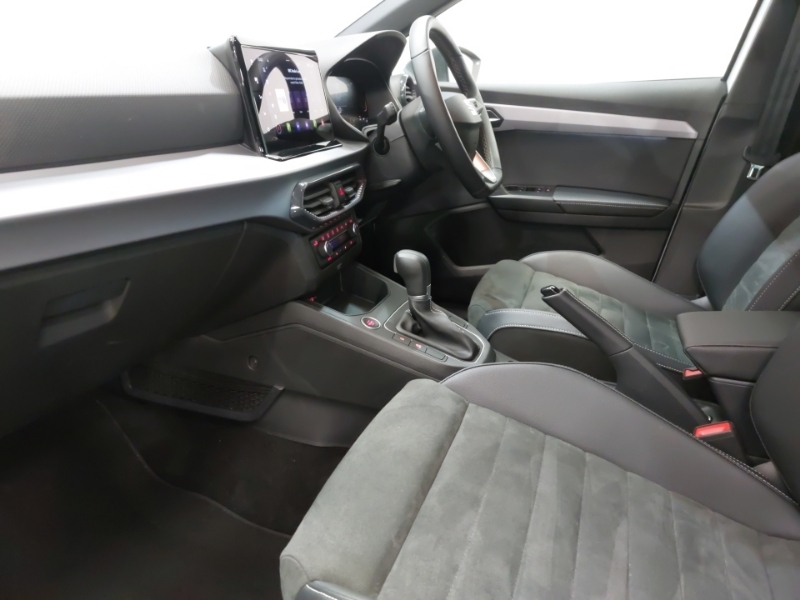 Seat Ibiza 1.0 Tsi 115 Xcellence Dsg SM25UOP White #5