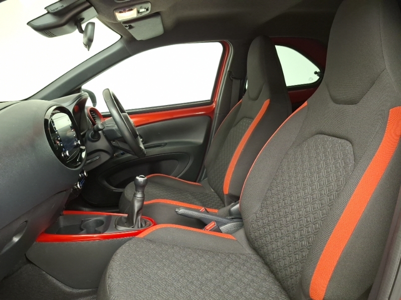 Toyota Aygo X 1.0 Vvt-i Edge LS23RMU Red #5