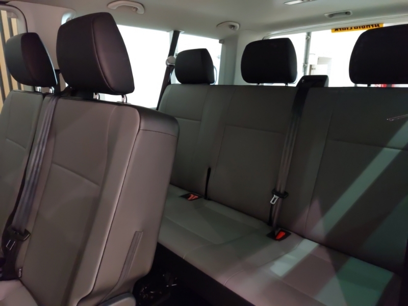 Volkswagen Transporter Shuttle 2.0 Tdi 150Ps Se Minibus Grey #6