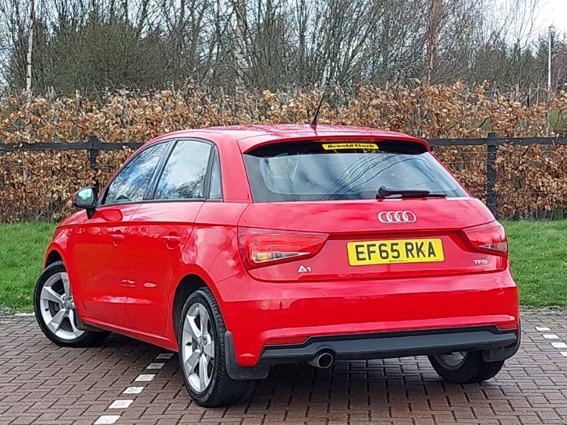 Audi A1 1.0 Tfsi Sport EF65RKA Red #2