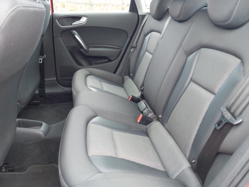 Audi A1 1.0 Tfsi Sport EF65RKA Red #6
