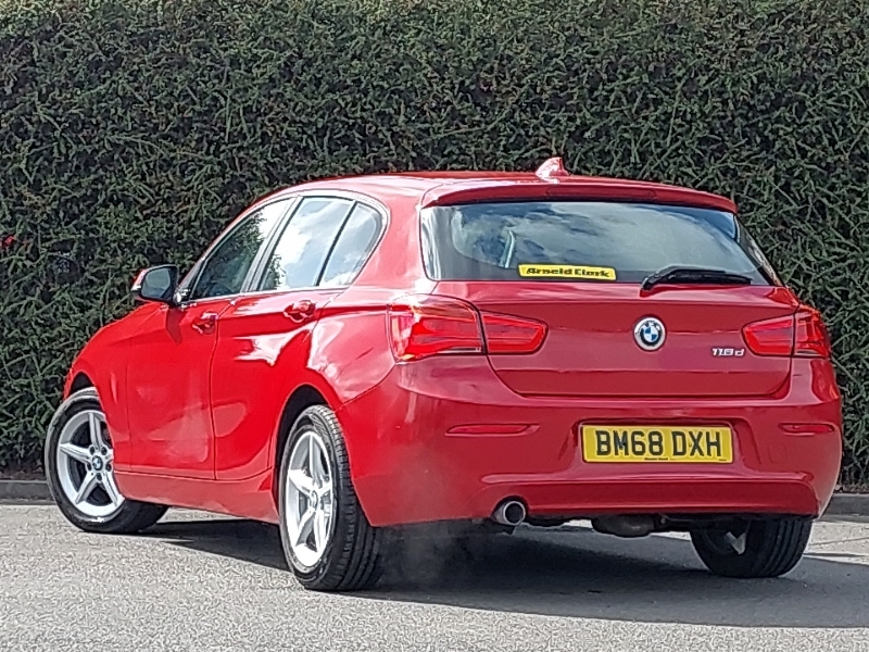 BMW 1 Series 118D Se Navservotronic Step BM68DXH Red #2