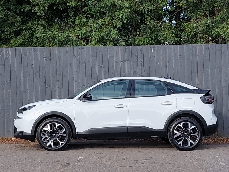 Citroen C4 1.2 Hybrid 136 Plus E-dcs6 White #4