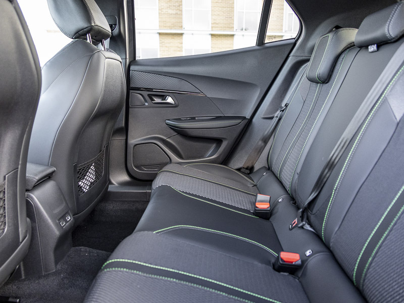 Peugeot e-2008 115Kw Gt 54Kwh SD26JKZ  #6
