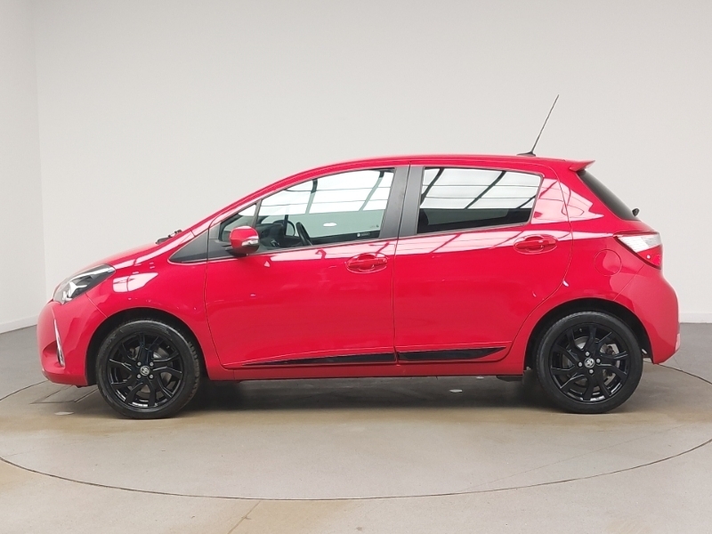 Toyota Yaris 1.5 Vvt-i Design SH67EAO Red #4