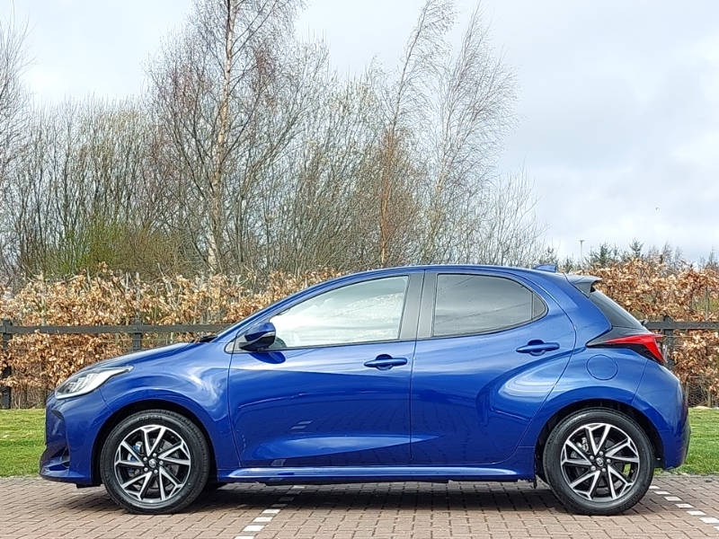 Toyota Yaris 1.5 Hybrid Design Cvt SL23FET Blue #4