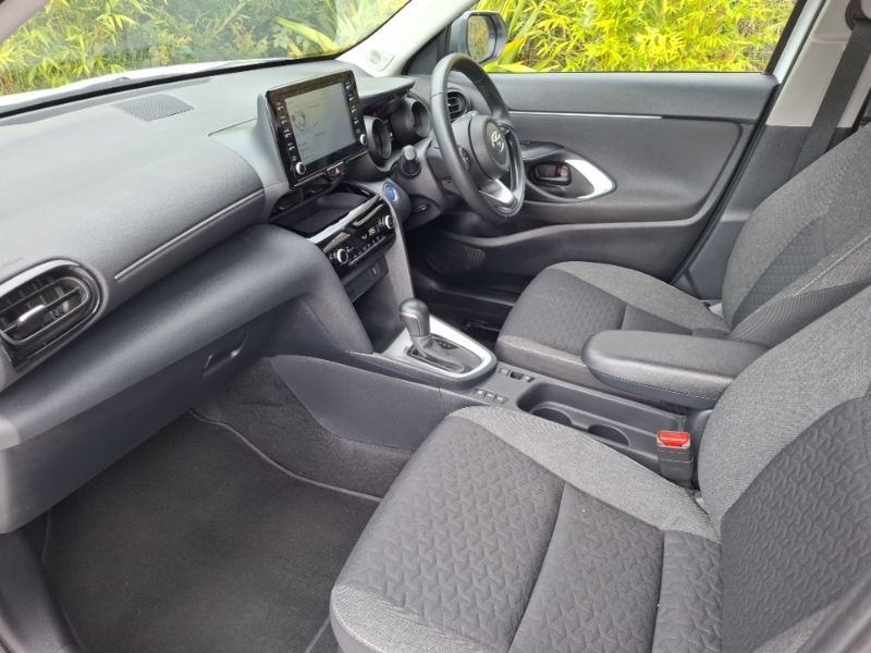 Toyota Yaris Cross 1.5 Hybrid Icon Cvt SM73LKL White #5