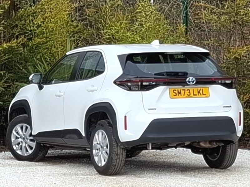 Toyota Yaris Cross 1.5 Hybrid Icon Cvt SM73LKL White #2