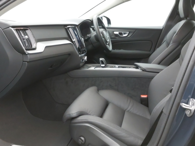 Volvo V60 2.0 B4p Plus Dark 7 Speed KS75EPE Blue #5