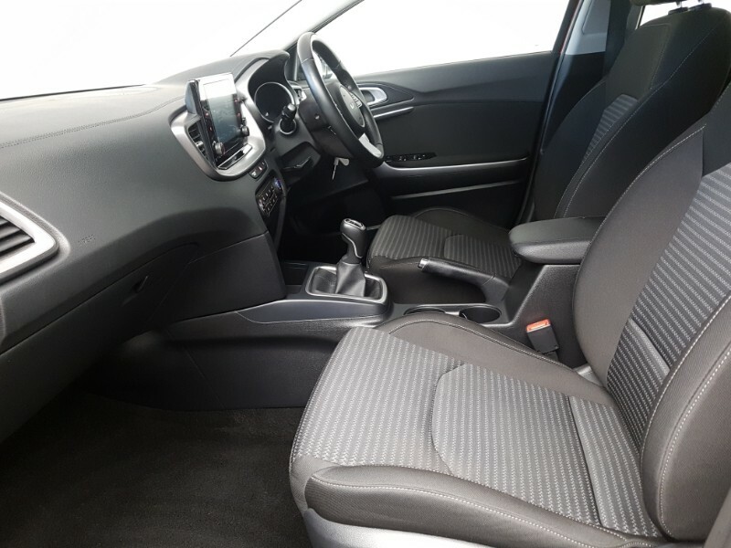 Kia Xceed 1.5T Gdi Isg 2 PF73WHJ Red #5